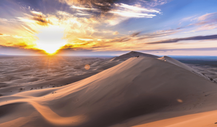 Sonnenaufgangszeit in der Merzouga-Wüste